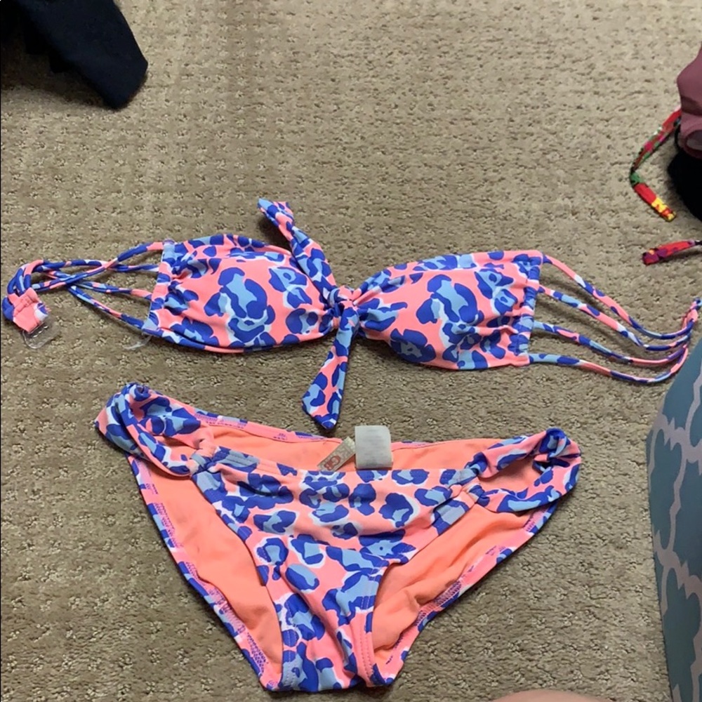Leopard bikini